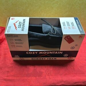 Men’s New Black COZY MOUNTAIN Memory Foam Slippers size XL 13-14